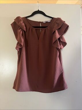 SO Ruffle Sleeve Blouse in Mauve